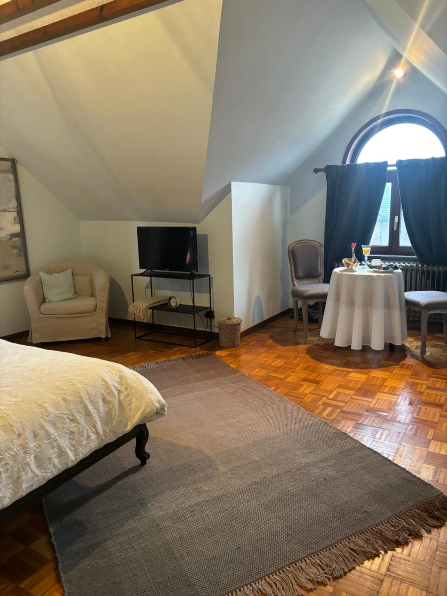 Sophia Rooms 14 Maasmechelen Exterior photo